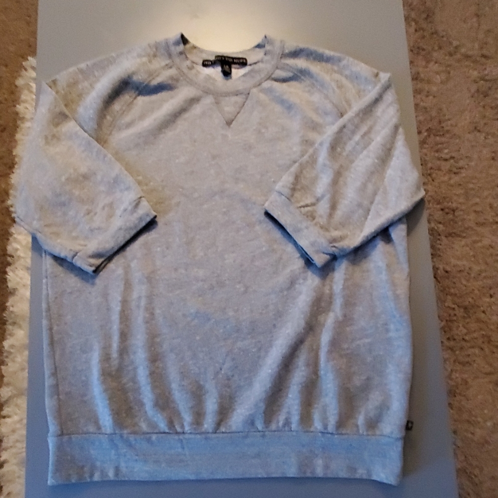 Super comfy grey sweater. Joan Smalls collection